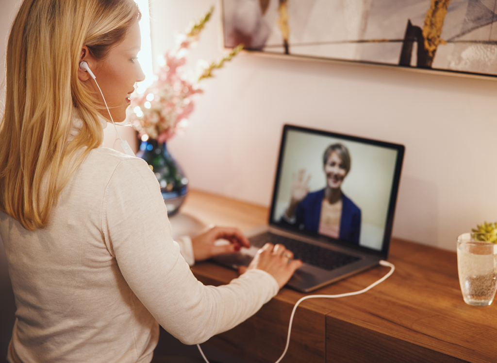 Visa Psychological Evaluations. Two women in a zoom meeting.